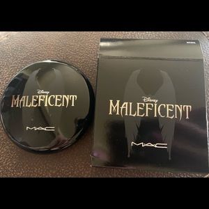 MAC Maleficent Powder